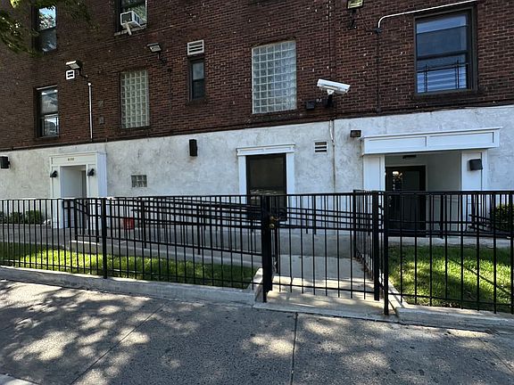 5th image of 8200 Bay Pkwy Suite 1