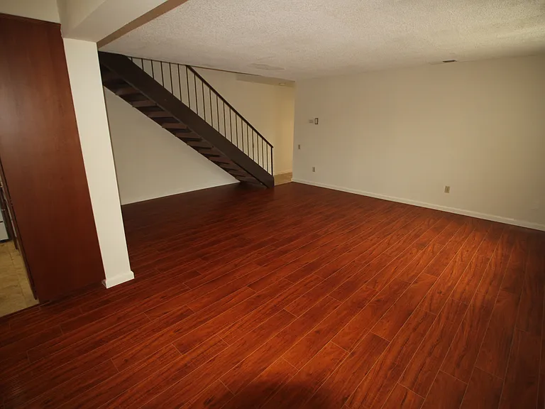 2110 Farrell Ave #20A — Photo 3