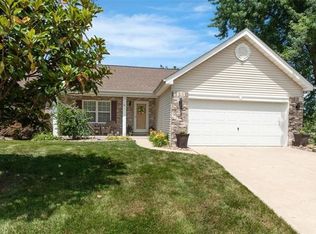 14 Royallridge Ct, O'Fallon, MO 63368