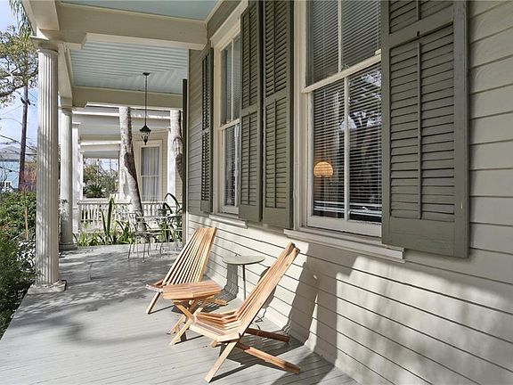3rd image of 3813 Carondelet St