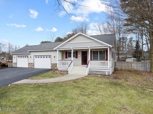 28 Lake Ave, Warrensburg, NY 12885