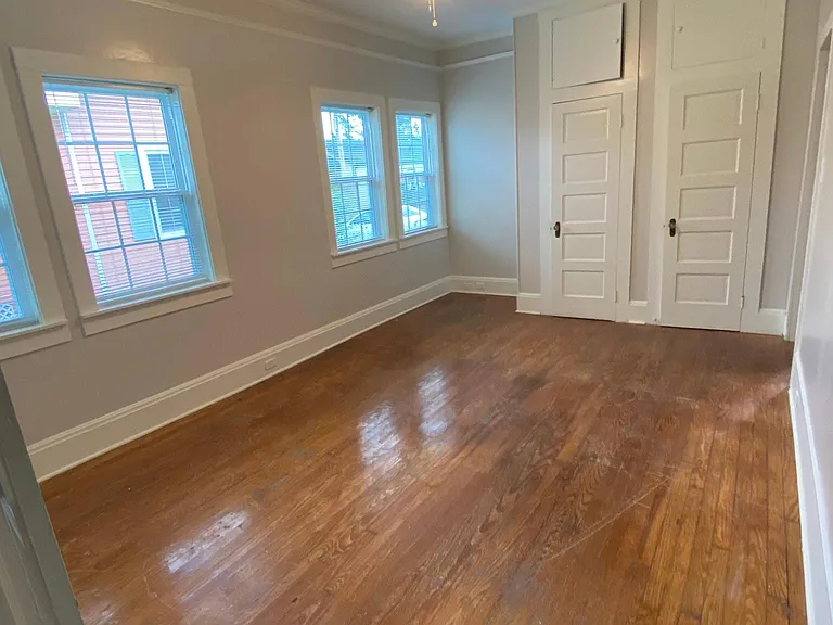 147 Williams Ave — Photo 15