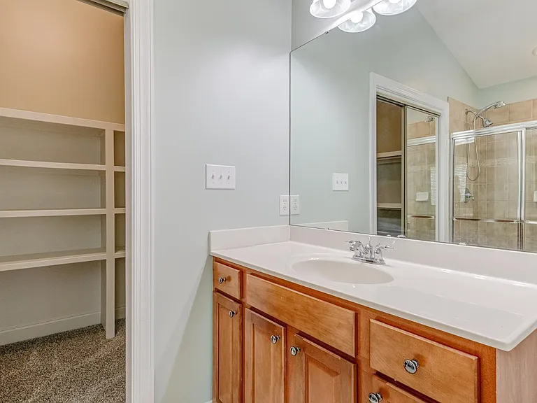 2041 Jadewood Dr — Photo 60