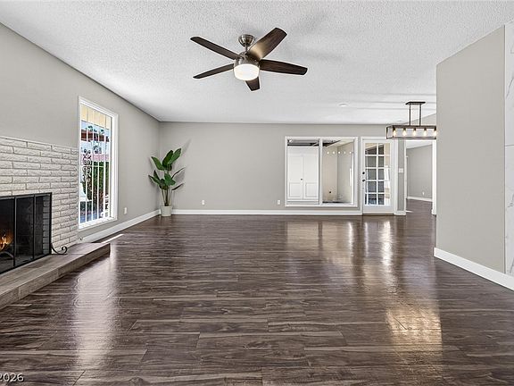 2nd image of 2764 Heritage Ct