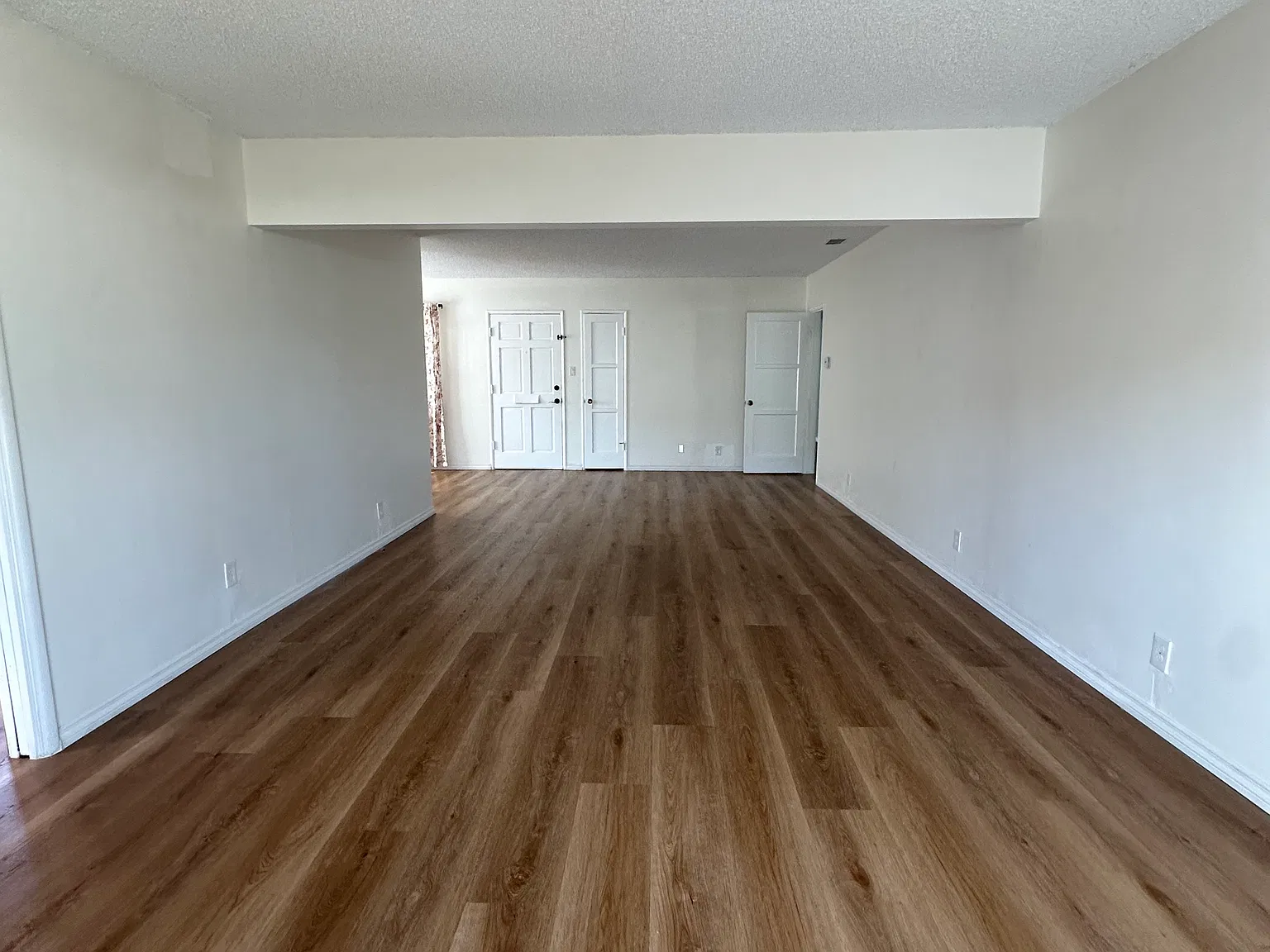 3 bed, 1324 sqft, $4,795 — Photo 4