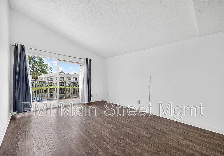 2512 Woodgate Blvd #203 — Photo 9
