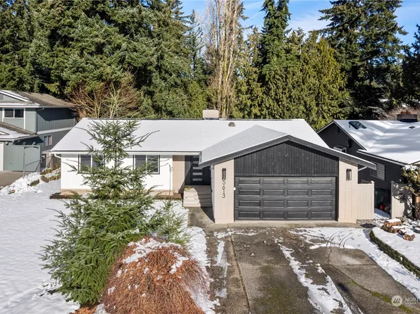 5613 169th Pl SW, Lynnwood, WA 98037