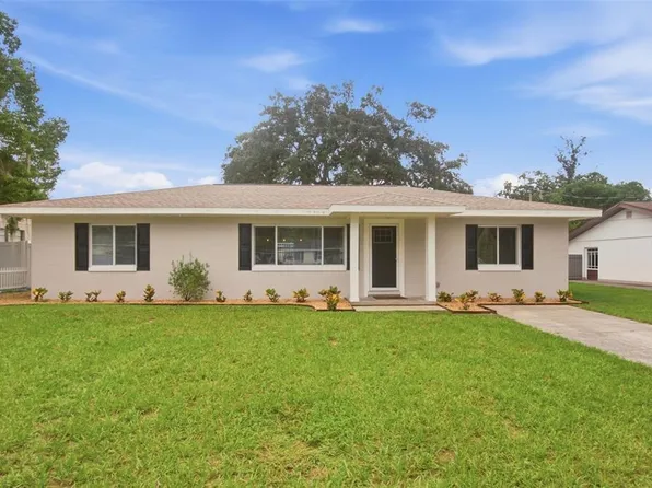 930 DORA AVENUE, TAVARES, FL 32778