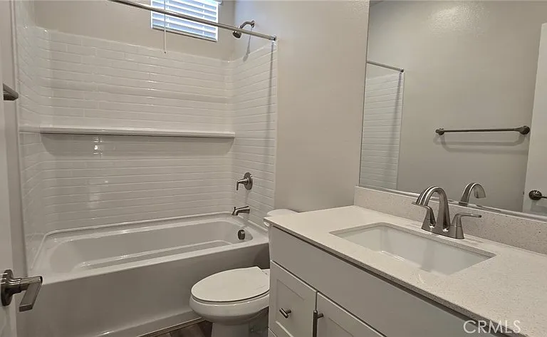 9525 Hannah Way — Photo 5