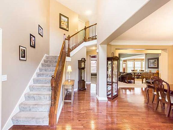 2nd image of 13448 Canyon Ln