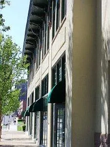 Drake Plaza Apartments — Photo 13