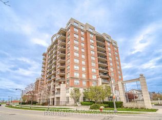 2365 Central Park Dr #902, Oakville, ON L6H 0C7