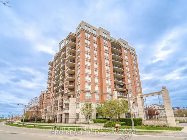 2365 Central Park Dr #902, Oakville, ON L6H 0C7