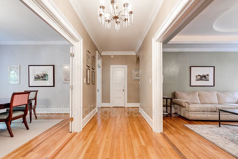 1st image of 2805 Monument Ave APT 1