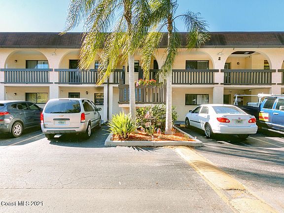 2nd image of 205 Palmetto Ave APT 207