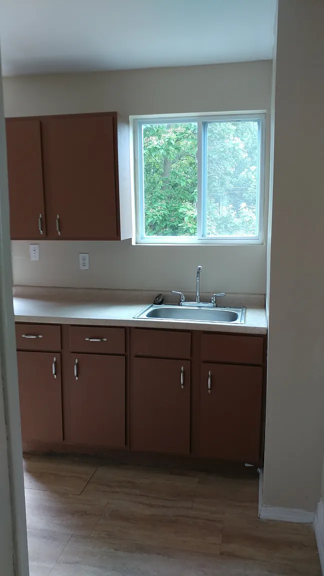 1559 E Blake Ave #1559 photo 1
