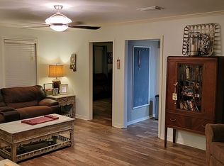 125 Dogwood Ln, Hattiesburg, MS 39402