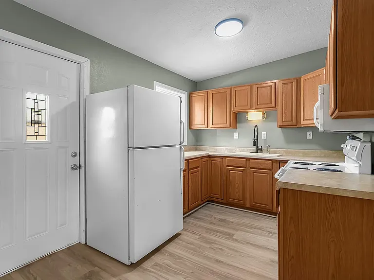 5107 Mohawk Dr — Photo 5