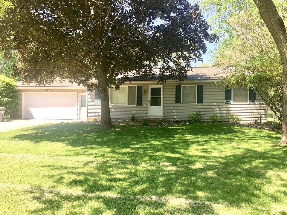 2nd image of 720 W Osterhout Ave