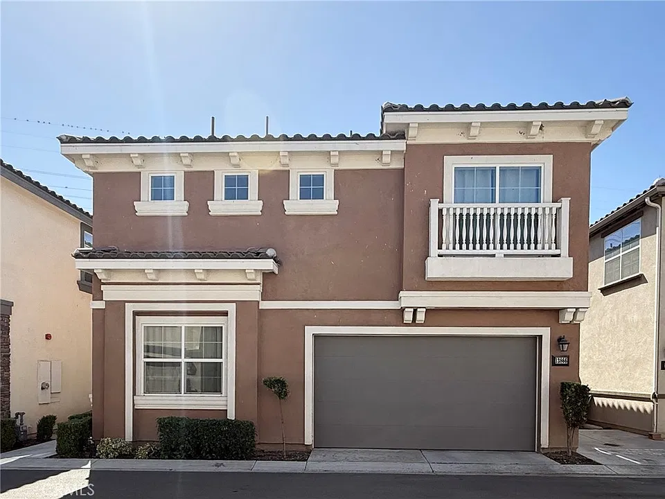 13866 Farmhouse Ave