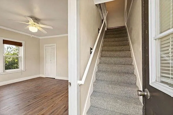 2 bed, 1.5 bath, 1007 sqft, $1,900 — Photo 3