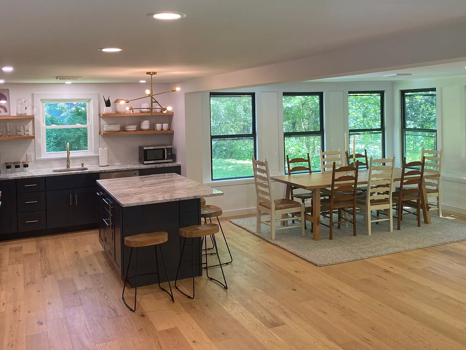 3 bed, 1584 sqft, $4,500 — Photo 3
