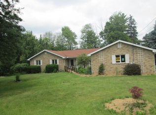 235 Nesbit St, New Castle, PA 16102