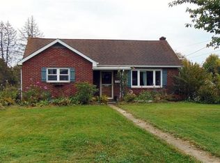 3018 N Front St, Whitehall, PA 18052