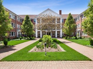 2248 Sherman Ave APT 1, Evanston, IL 60201