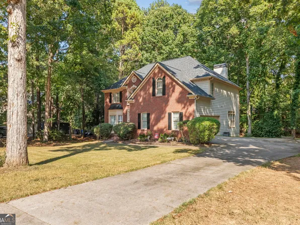 125 Wynchase Ln, Fayetteville, GA 30215