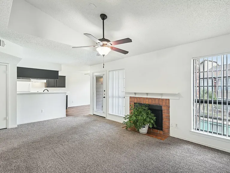 59-web-or-mls-4047 Childress Ave 4043201 Mesquite-1804-010
