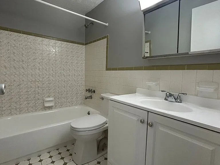 1553 Glen Parker Ave #9 — Photo 9