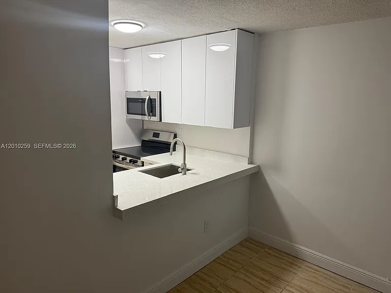 496 NW 165th Street Rd #D210 — Photo 8
