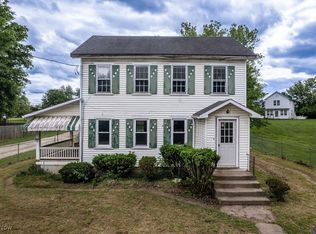 238 Washington St, Elizabeth, WV 26143