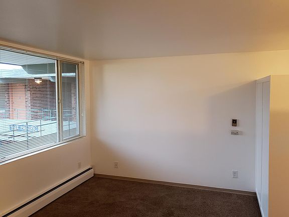 2nd image of 5219 University Way NE APT 310