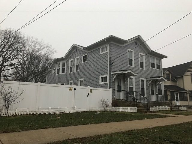2nd image of 409-411 North Ave