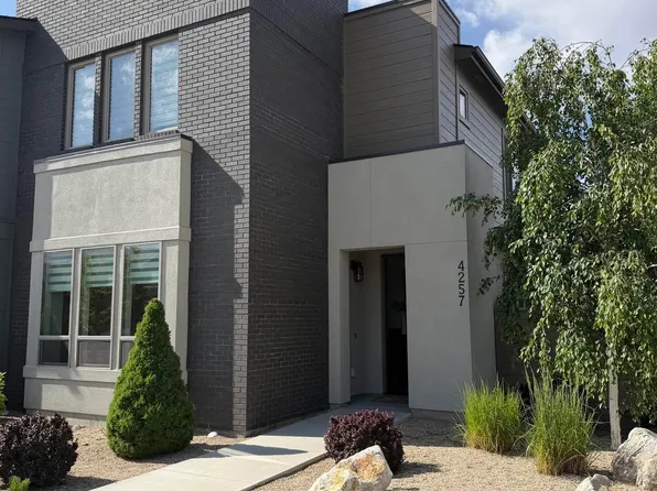 4257 E Parkcenter Blvd, Boise, ID 83716