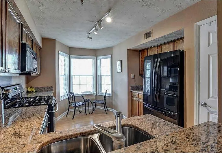 4101 Riverlook Pkwy SE #101 — Photo 6