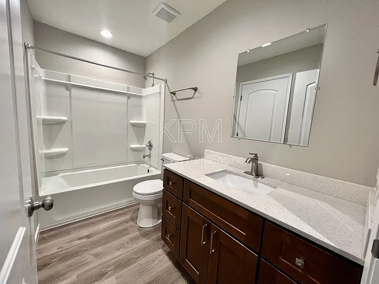 2204 Dijon St — Photo 12