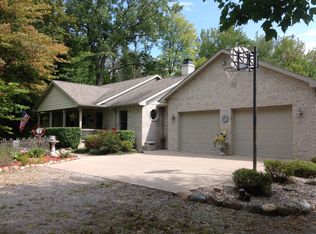 10848 Rogers Rd, Freeland, MI 48623