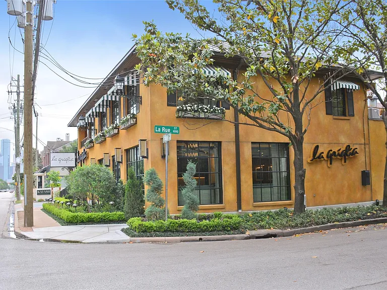 2905 W Dallas St — Photo 14