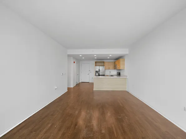 2030 Hudson Street image 237 of 284