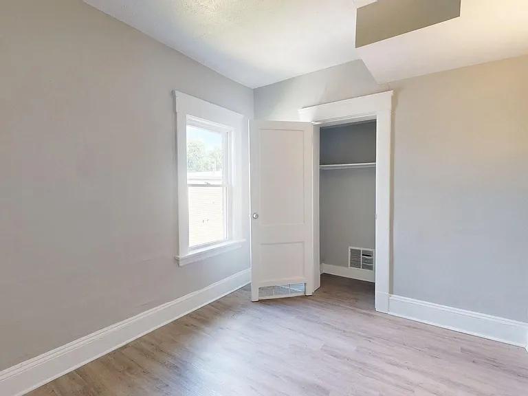 8111 Madison Ave — Photo 65