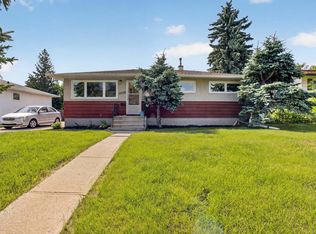 16009 93a Ave NW, Edmonton, AB T5R 5J7