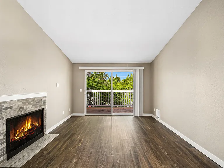 The Row Townhomes — Photo 21