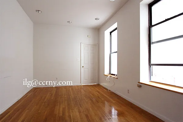 Rented by City Connections Realty | media 34