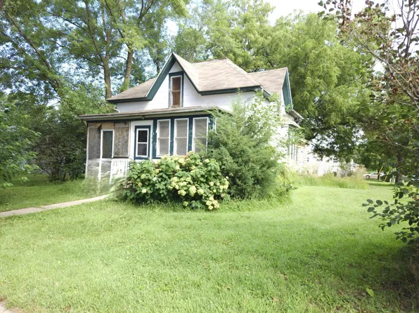 503 1st St SW, New Richland, MN 56072