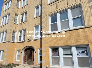 2476 W Pensacola Ave APT 1, Chicago, IL 60618