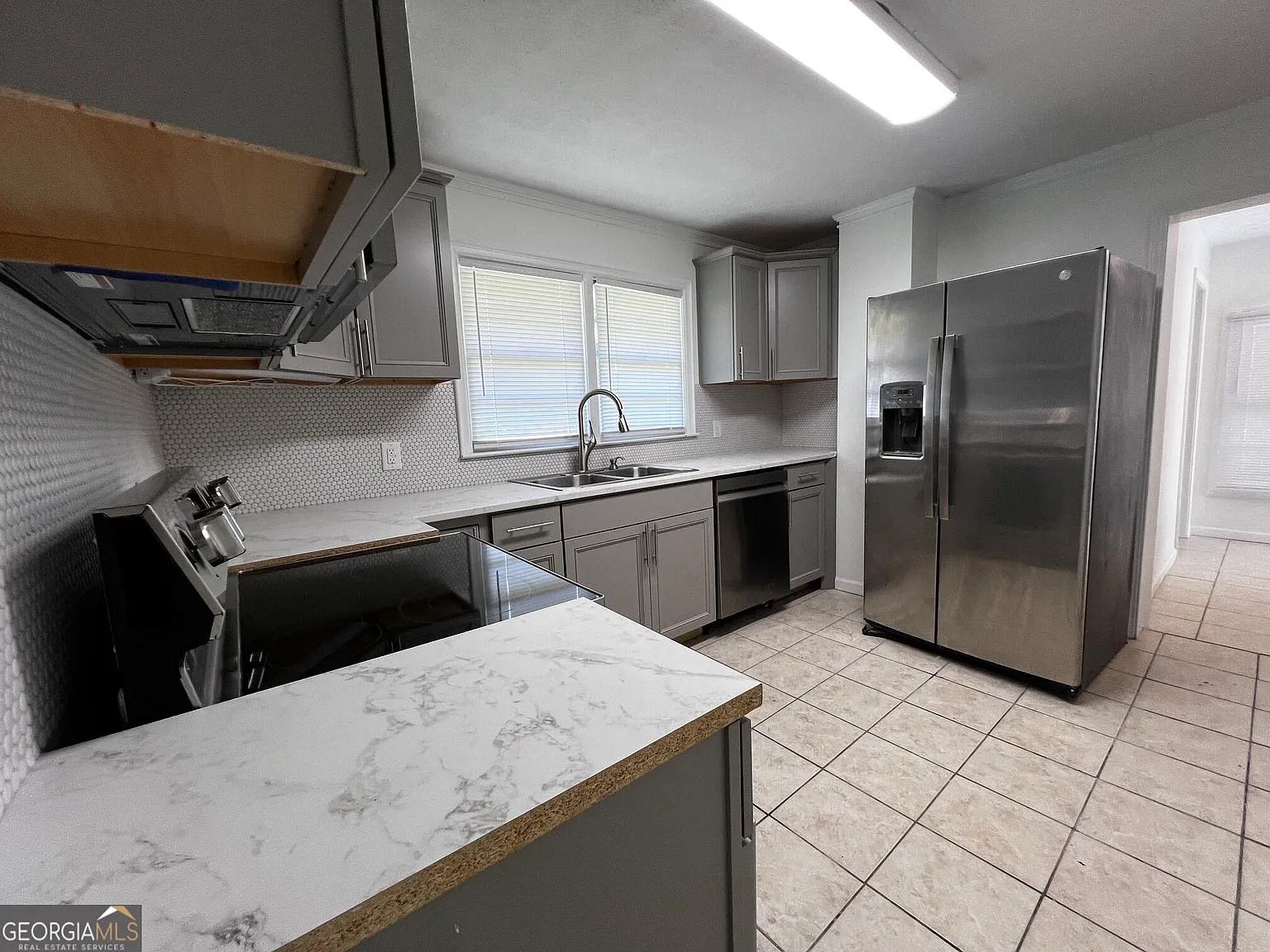 3 bed, 2.0 bath, 1260 sqft, $2,295 — Photo 4
