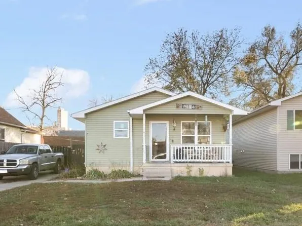 411 W 4th St, Fremont, NE 68025